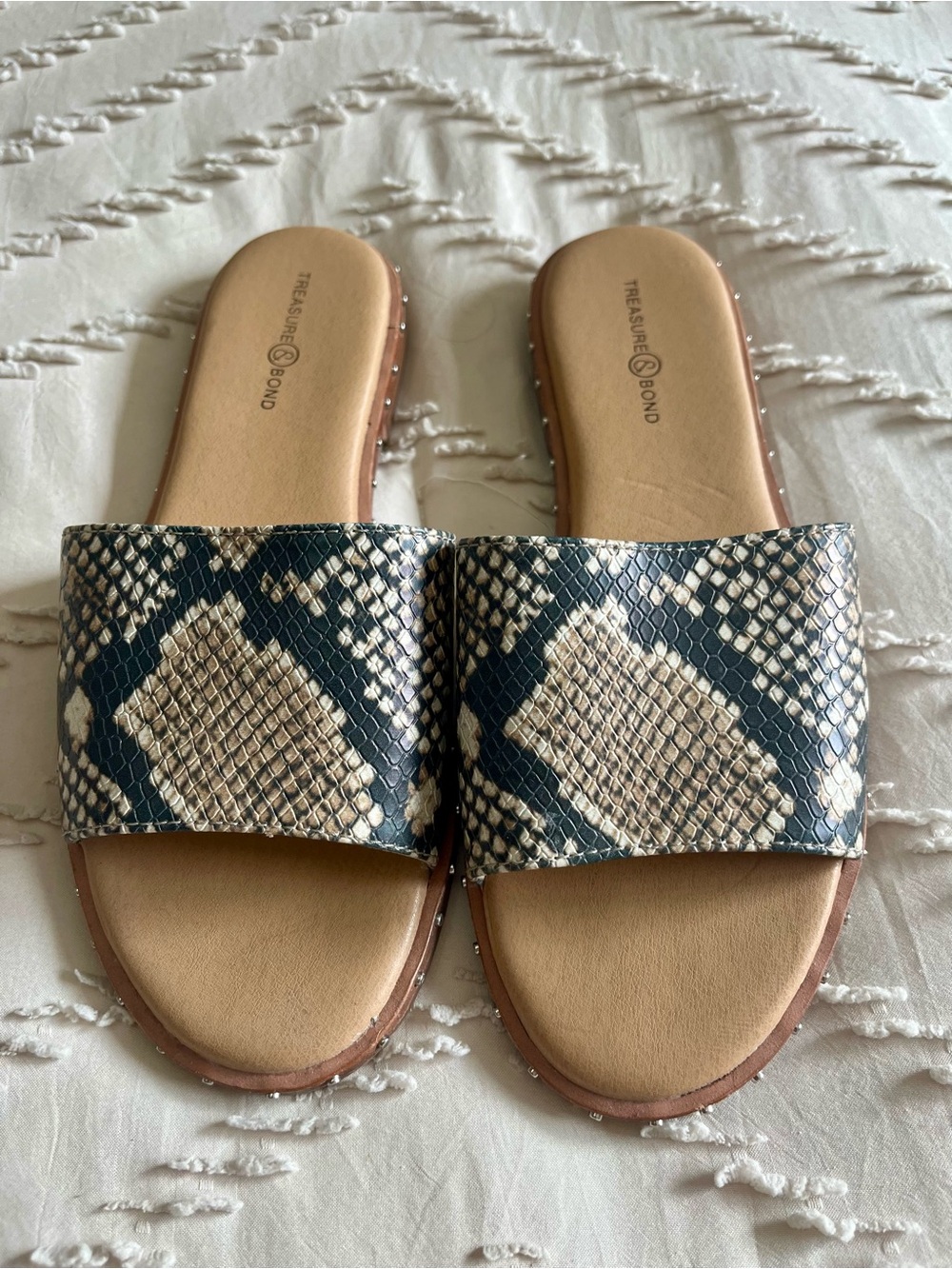 Treasure & Bond Snakeskin Print Studded Slide Sandals | Women’s Size 7.5